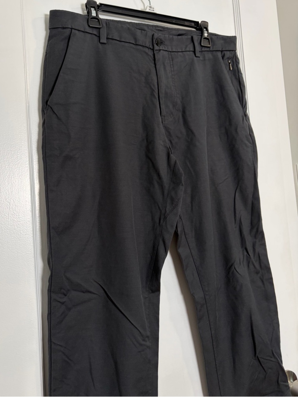 Lululemon Commission pants - Picture 4 of 16